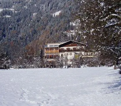 Ansitz Haidenhof Szálloda 4*